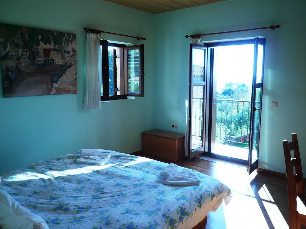 Maison Viros Kardhamili Ruang foto