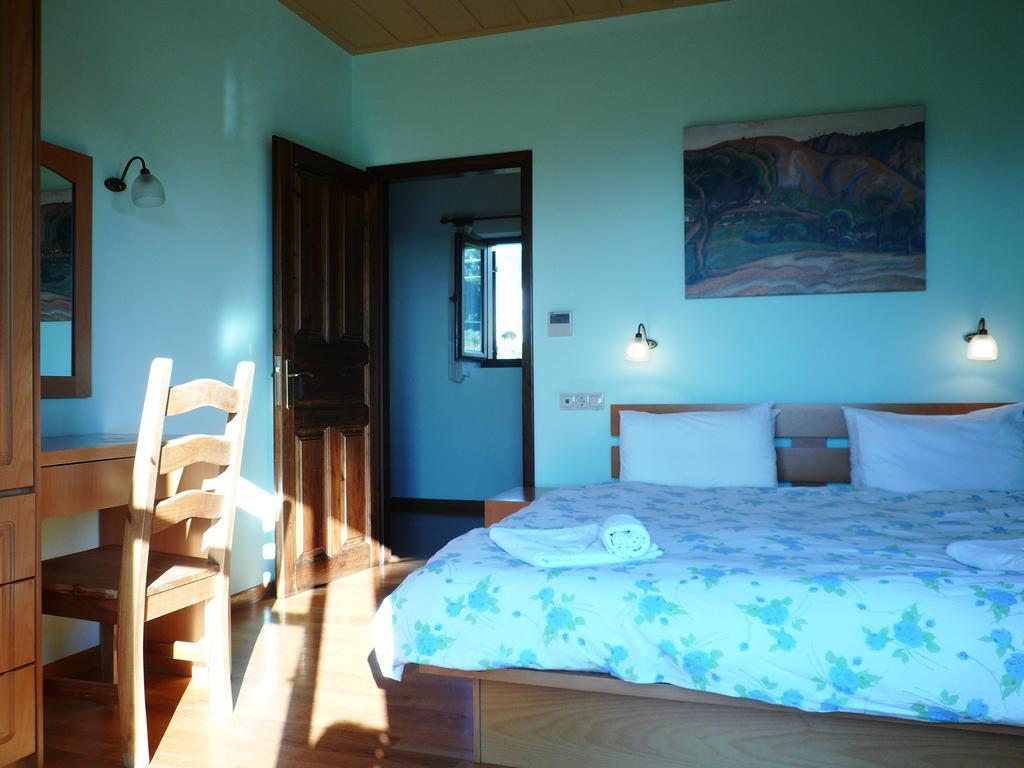 Maison Viros Kardhamili Ruang foto