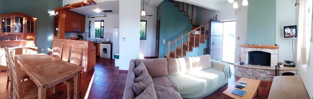 Maison Viros Kardhamili Ruang foto