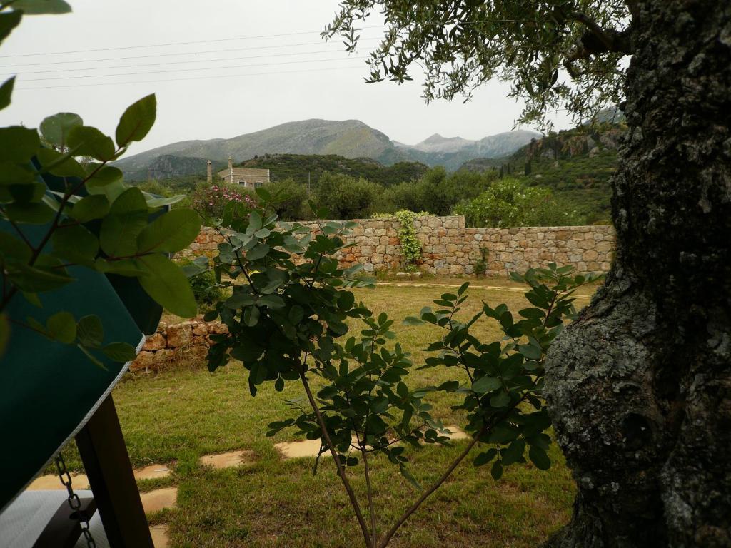 Maison Viros Kardhamili Bagian luar foto